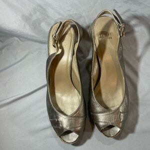 Stuart Weitzman Gold Peep Toe Slingback Wedges, Size 7.5 Made In Spain
